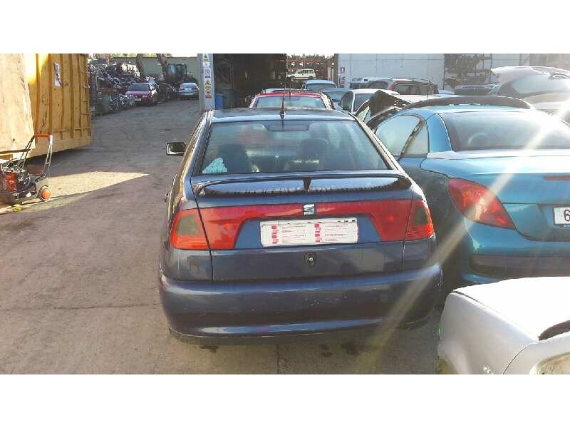 seat cordoba berlina (6k2) del año 1993