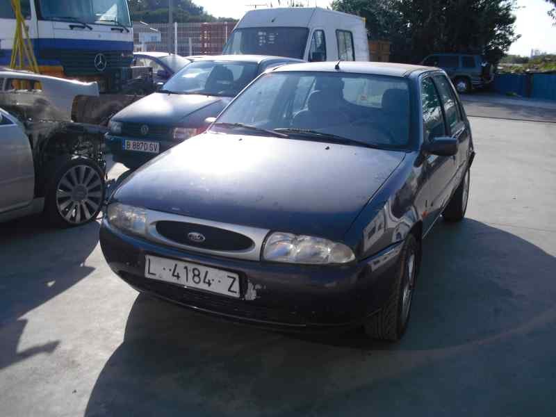 ford fiesta berlina del año 1950