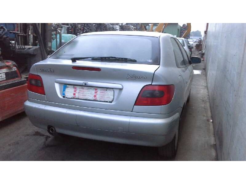 citroën xsara berlina del año 1999