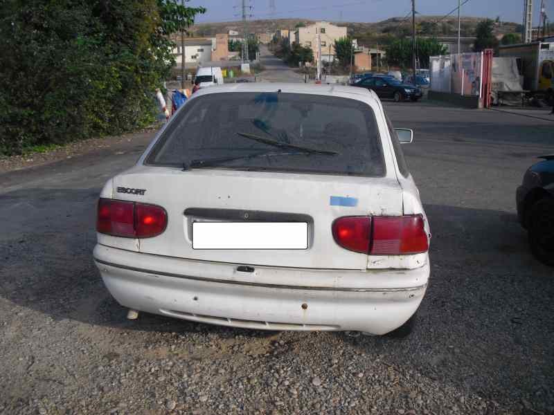 ford escort berlina/turnier del año 1994
