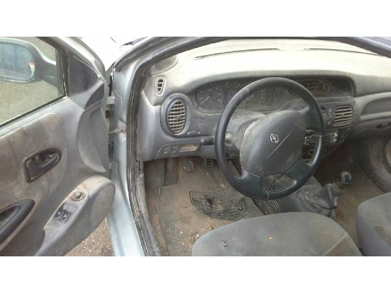 renault megane i fase 2 gandtour (ka..) del año 2000
