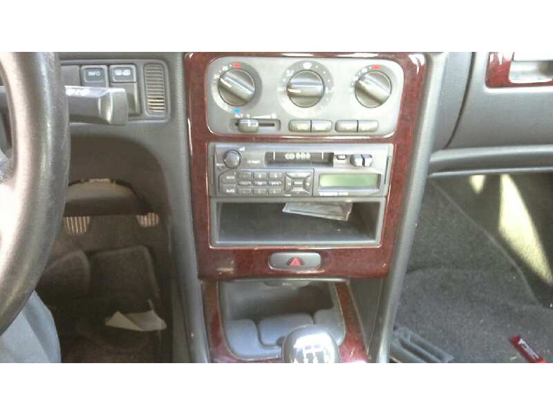 volvo s70 berlina del año 1999