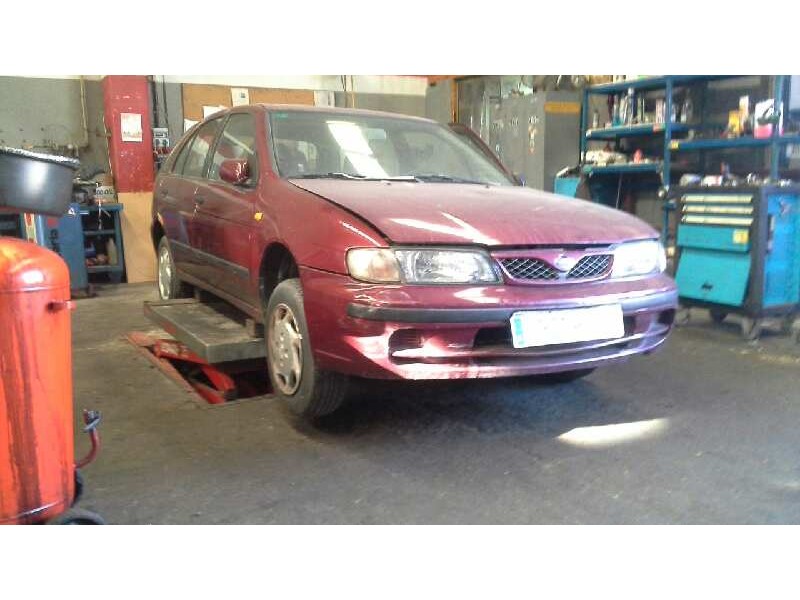 nissan almera (n15) del año 1999