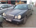 MERCEDES-BENZ CLASE E (W210) BERLINA