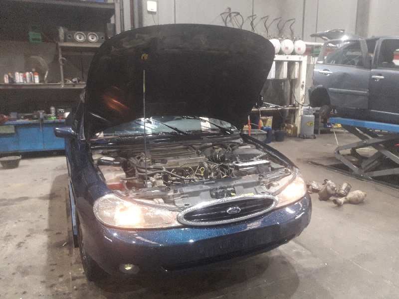 ford mondeo berlina (gd) del año 1996