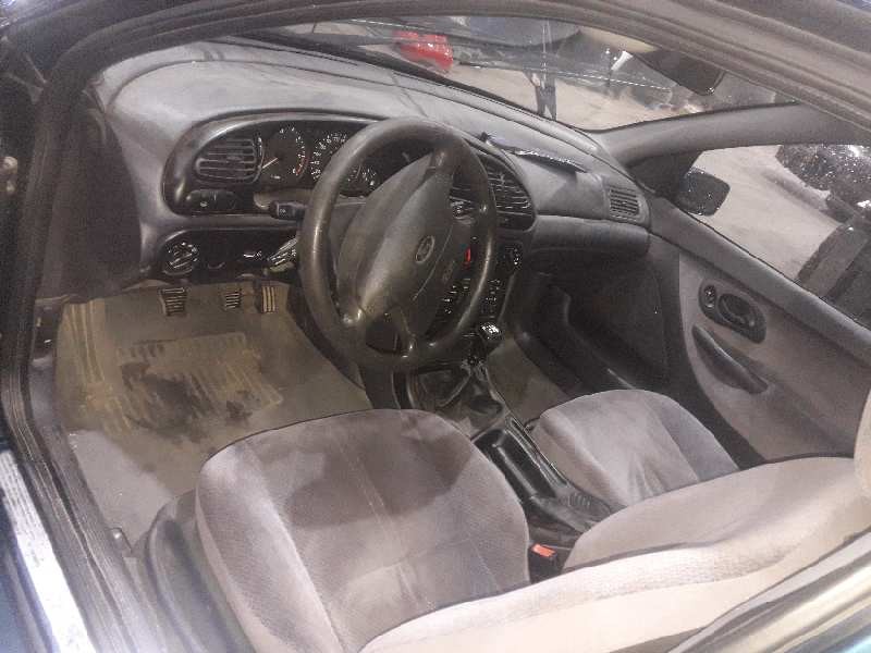 ford mondeo berlina (gd) del año 1996