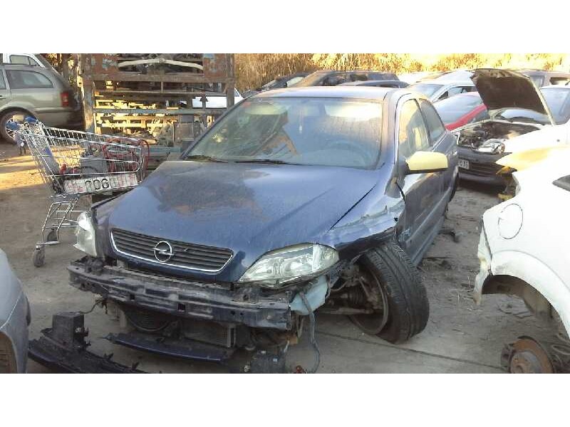 opel astra g berlina del año 1999