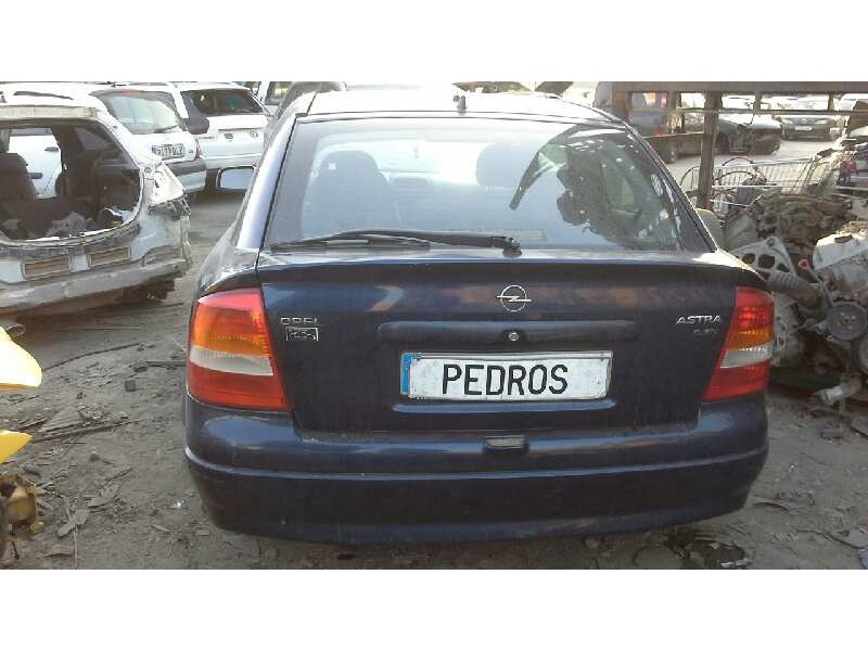 opel astra g berlina del año 1999