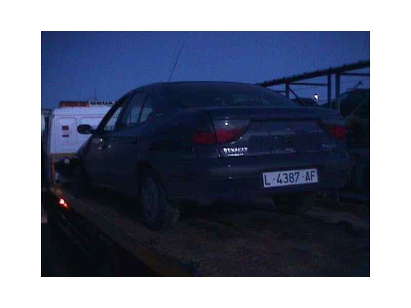 renault megane i berlina hatchback (ba0) del año 1996