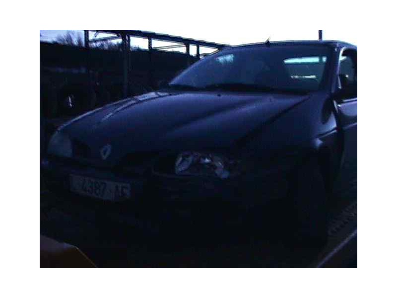 renault megane i berlina hatchback (ba0) del año 1996