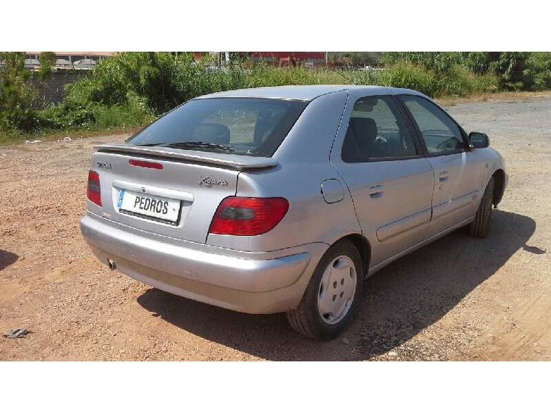 citroën xsara berlina del año 2000