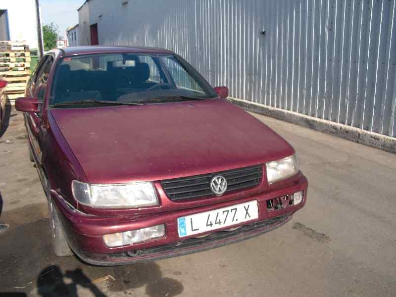 volkswagen passat berlina (312) del año 1994