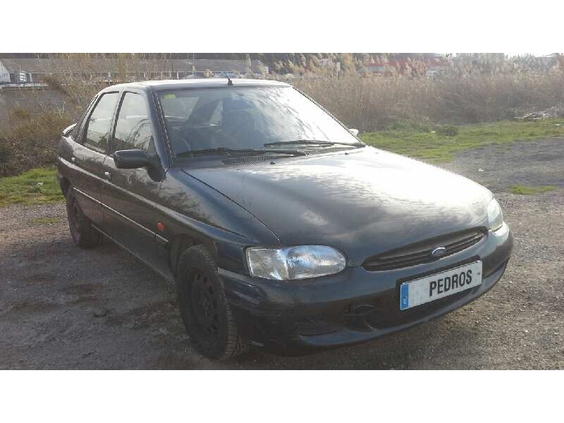 ford escort berlina/turnier del año 1996