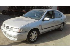 nissan primera berlina (p11) del año 1999