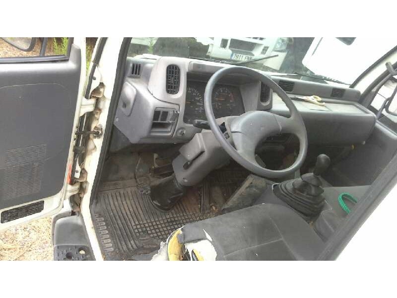 nissan cabstar e del año 1999