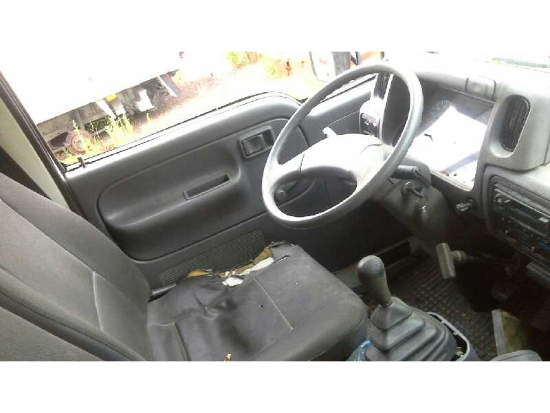 nissan cabstar e del año 1999