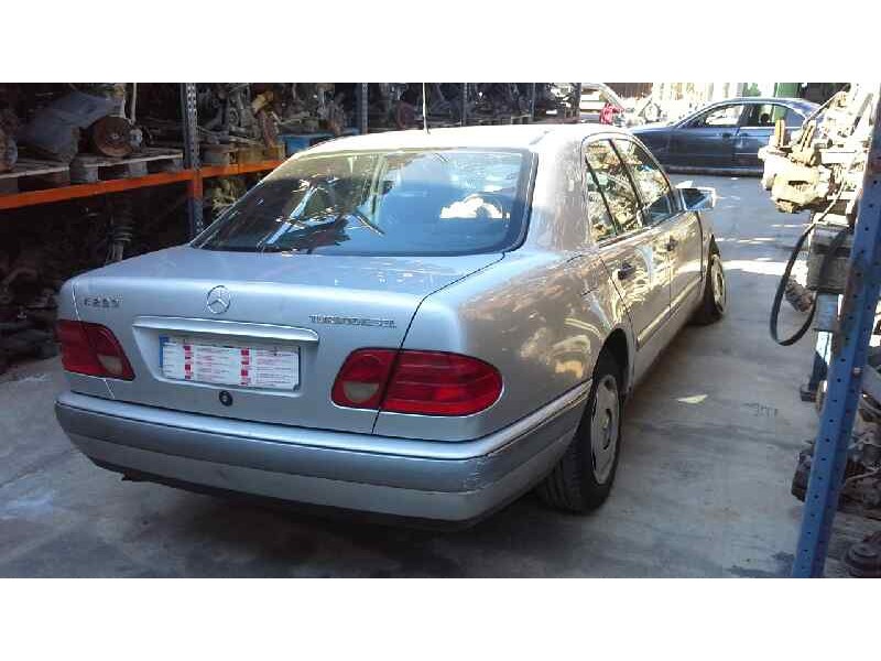 mercedes-benz clase e (w210) berlina diesel del año 1996