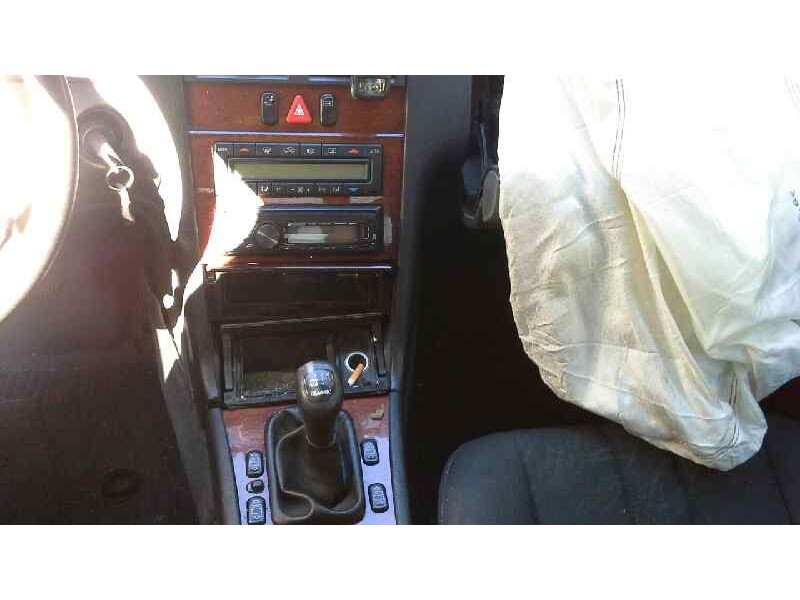 mercedes-benz clase e (w210) berlina diesel del año 1996