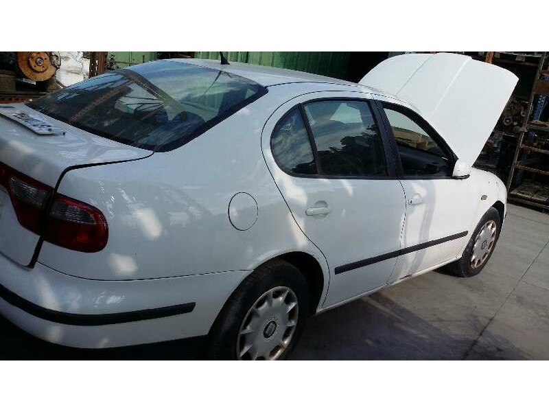 seat toledo (1m2) del año 2000