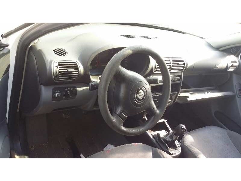 seat toledo (1m2) del año 2000