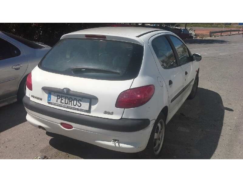 peugeot 206 berlina del año 1999