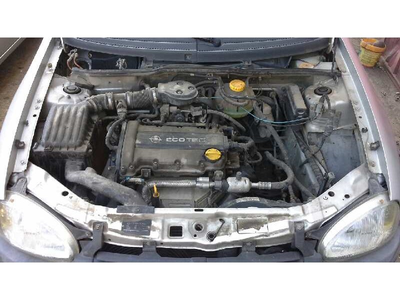 opel corsa b del año 1999