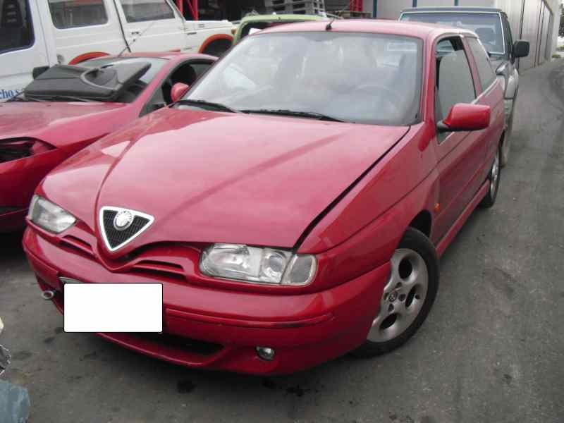 alfa romeo 145 del año 1999