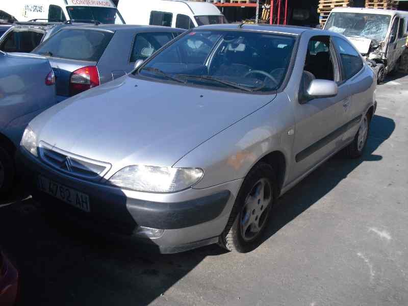 citroën xsara berlina del año 2000