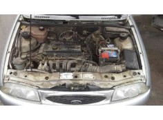 ford fiesta berlina (dx) del año 1998 2