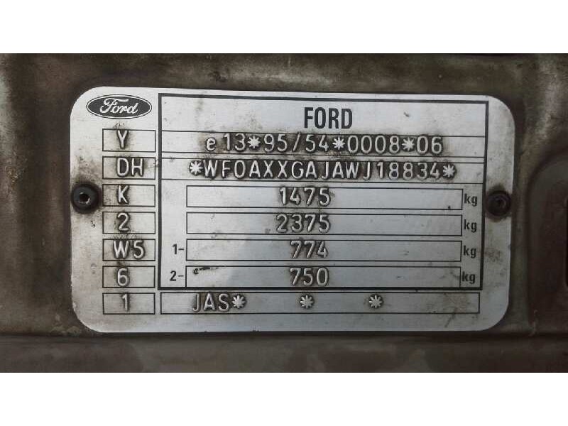 ford fiesta berlina (dx) del año 1998