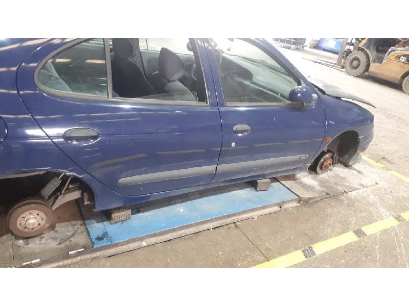 renault megane i berlina hatchback (ba0) del año 1998