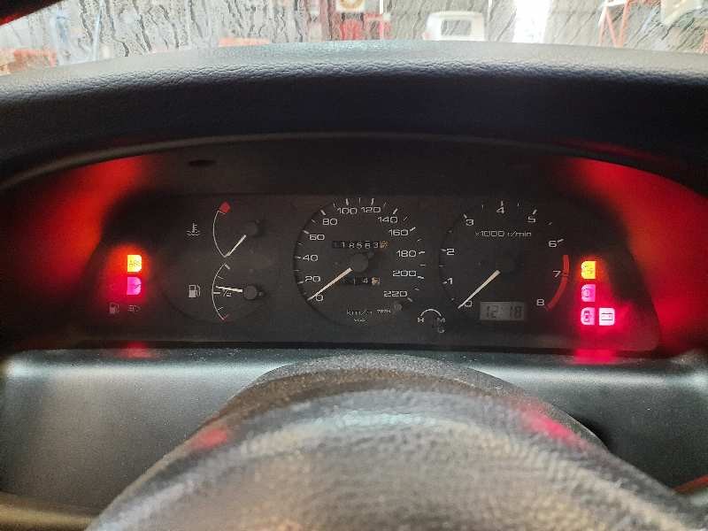 nissan primera berl./familiar (p10/w10) del año 1993