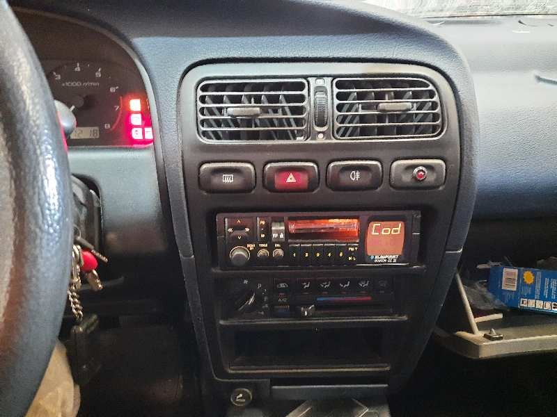 nissan primera berl./familiar (p10/w10) del año 1993