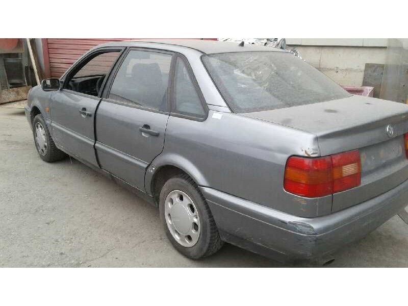 volkswagen passat berlina (3a2) del año 1994