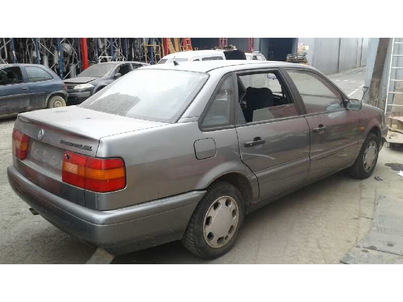 volkswagen passat berlina (3a2) del año 1994