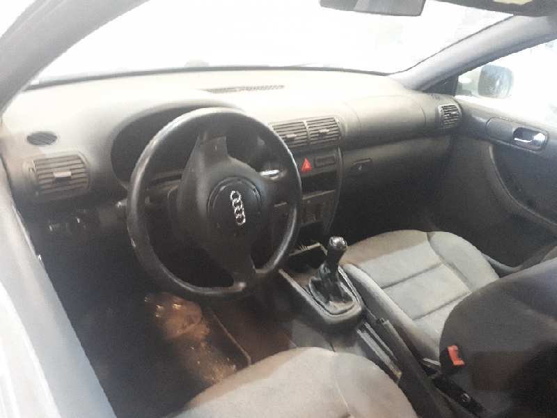 audi a3 (8l) del año 2000