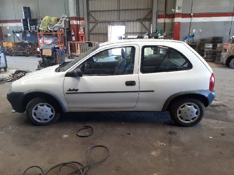 opel corsa b del año 1994