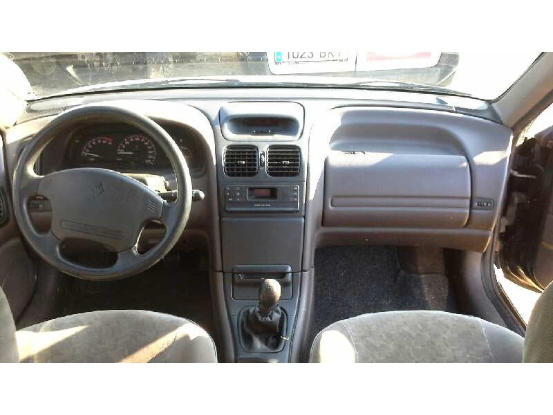 renault laguna (b56) del año 1995