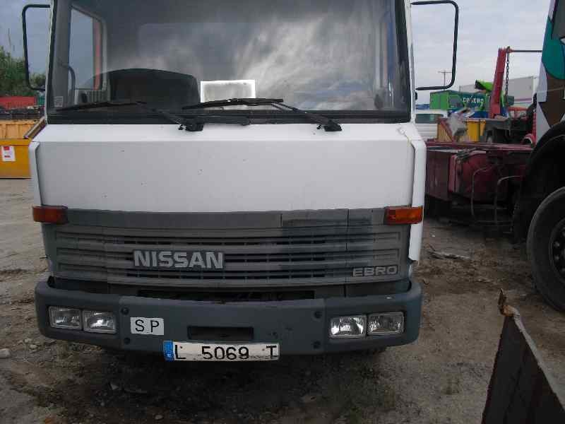 nissan l-80.09 del año 1990