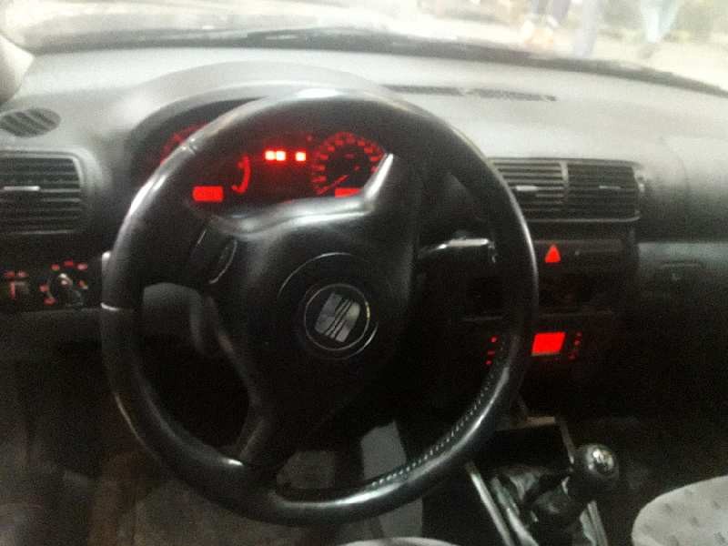 seat toledo (1m2) del año 2000