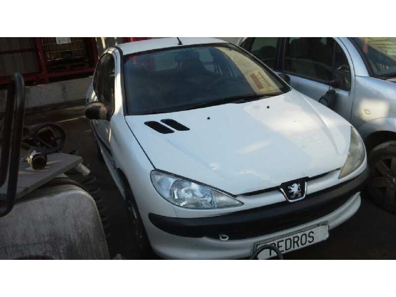 peugeot 206 berlina del año 1999