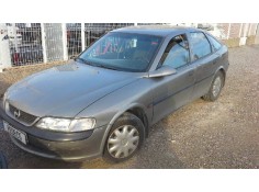opel vectra b berlina del año 1997