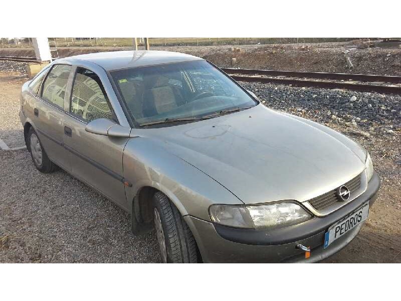 opel vectra b berlina del año 1997
