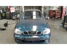 daewoo lanos del año 2000