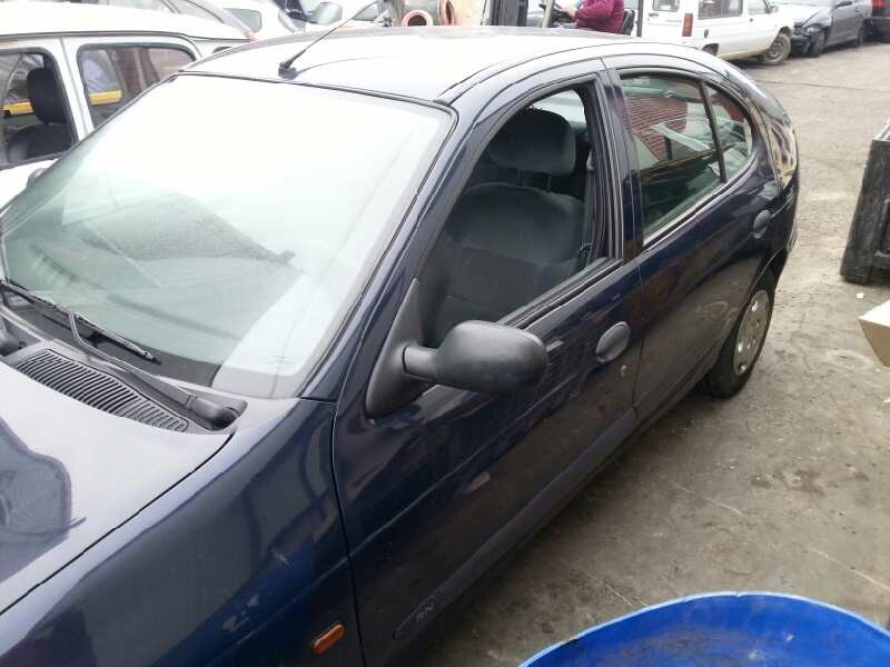 renault megane i berlina hatchback (ba0) del año 1997