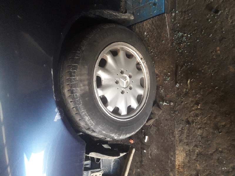 mercedes-benz clase e (w210) berlina del año 1997