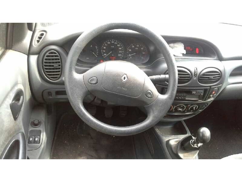 renault megane i classic (la0) del año 1997