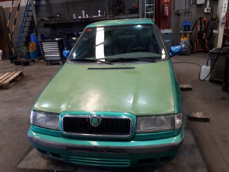 skoda felicia berlina ( 791) del año 1998