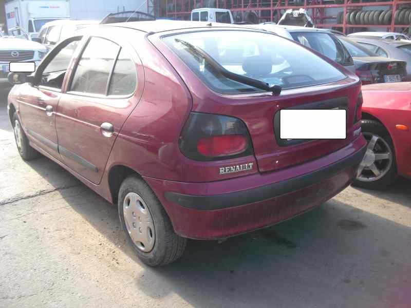 renault megane i berlina hatchback (ba0) del año 1996