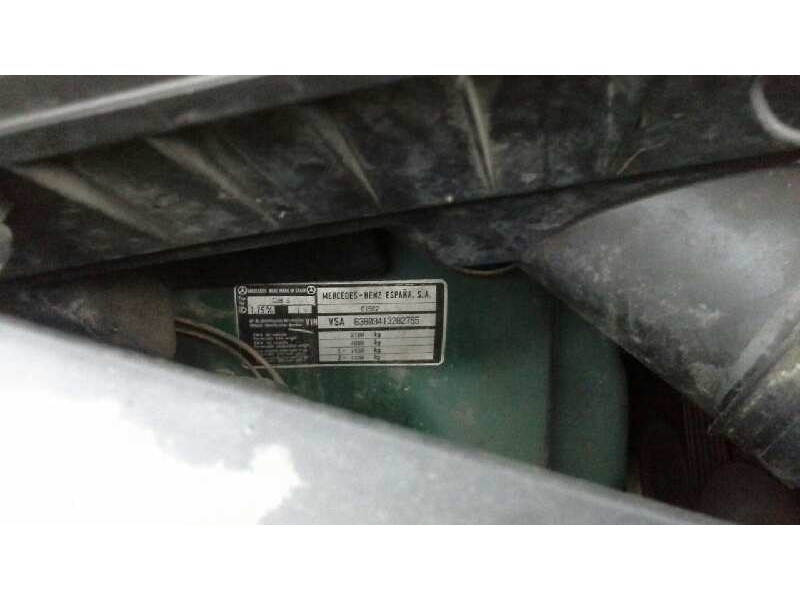 mercedes-benz vito (w638) caja cerrada del año 2000